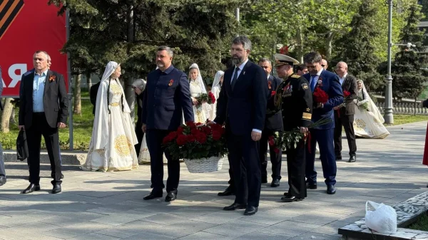 Федор Щукин почтил память погибших в годы Великой Отечественной войны