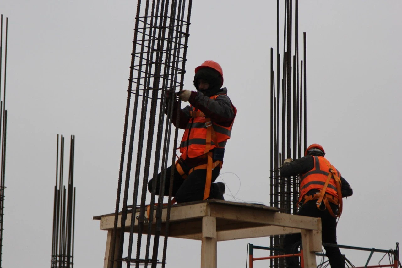 В Дагестане вырос спрос на строителей и спецтехнику