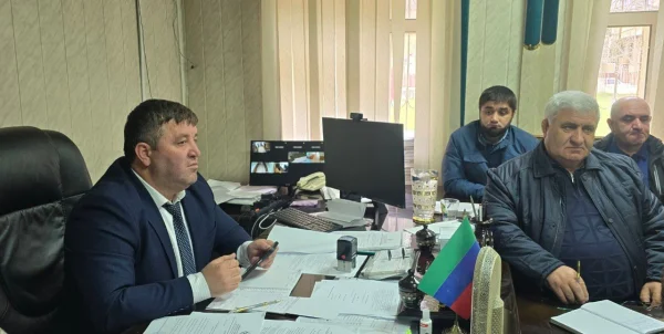 В администрации Бежтинского участка обсудили подготовку к 9 Мая и традиционным весенним праздникам