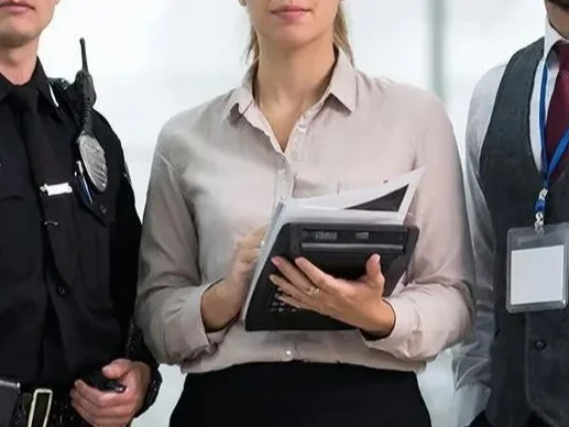 Махачкалинцы назвали самые скучные профессии