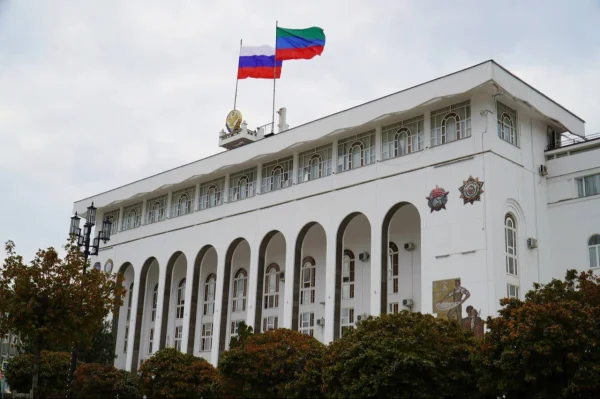 Правительство Дагестана сложило полномочия