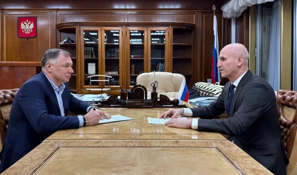 Зампред Правительства России Марат Хуснуллин встретился с уроженцем Дагестана – Героем России
