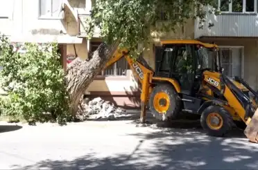 В Махачкале столичные власти начали снос незаконных построек