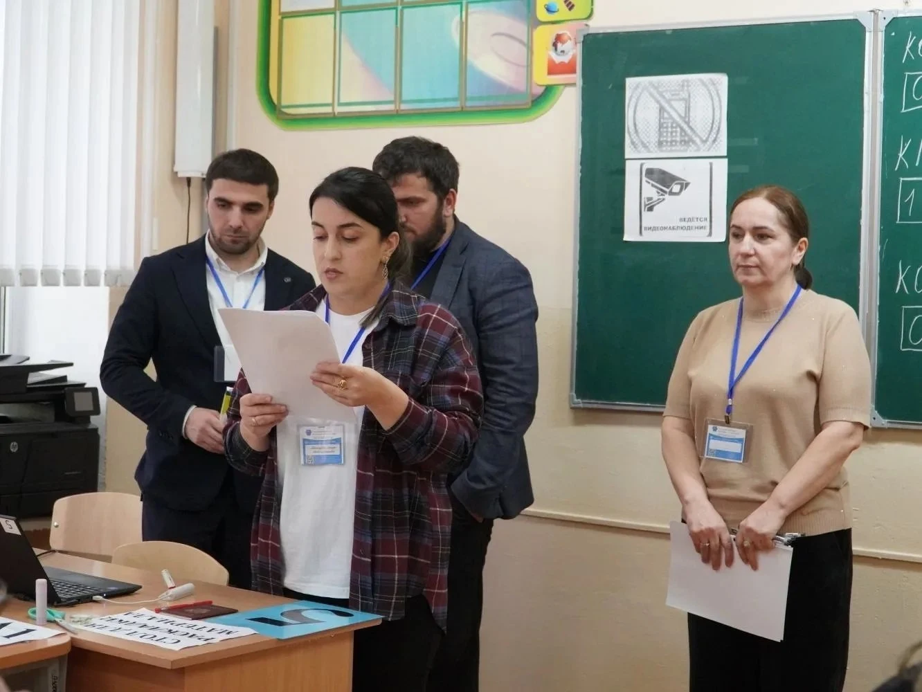 Родители дагестанских школьников сдают ЕГЭ вместе с детьми