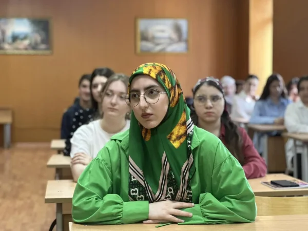 В вузах Дагестана проходят лекции в преддверии Дня славянской письменности и культуры