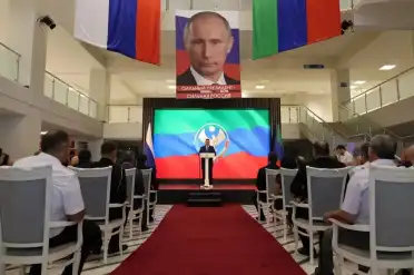 Федор Щукин наградил отличившихся дагестанцев в день празднования Конституции РД