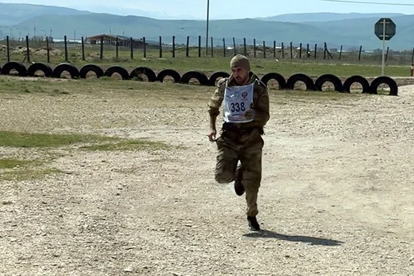 Сотрудник УФСИН Дагестана стал призером соревнований по служебному двоеборью