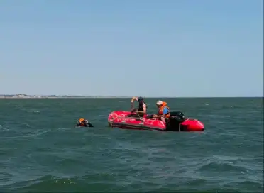 На пляже в Каспийске утонула восьмилетняя девочка