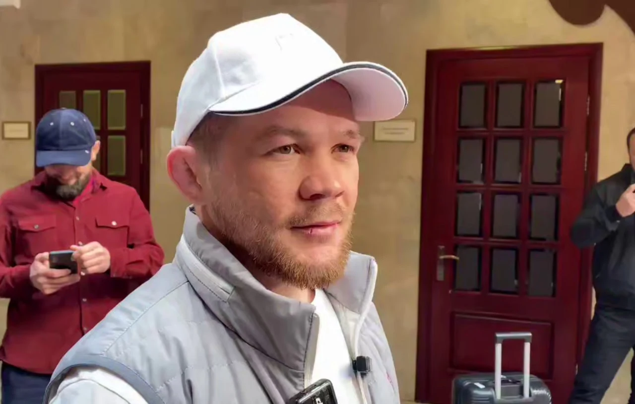 Чемпион UFC Петр Ян передал 3 млн рублей пострадавшим жителям Дагестана