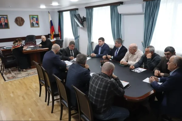Подготовку ко Дню Победы обсудили в администрации Кизилюртовского района