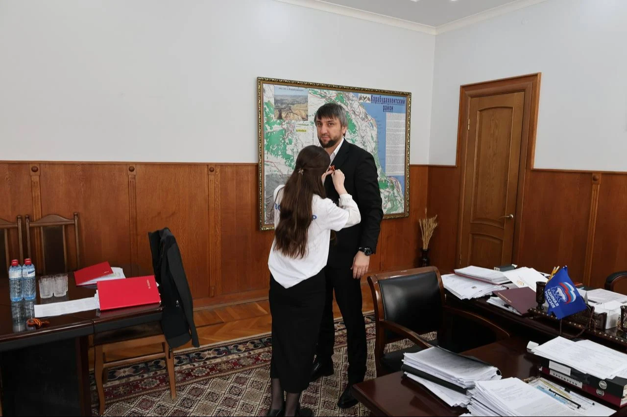 Акция «Георгиевская лента» проходит в Карабудахкентском районе