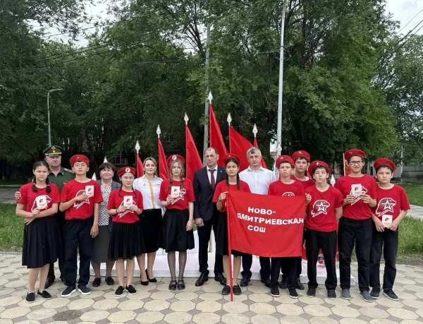 Школьники Тарумовского района пополнили ряды Всероссийского движения «Юнармия»