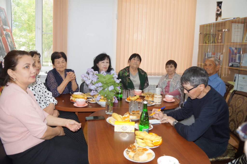 Коллектив газеты «Голос степи» провел встречу с детьми ветеранов Великой Отечественной войны