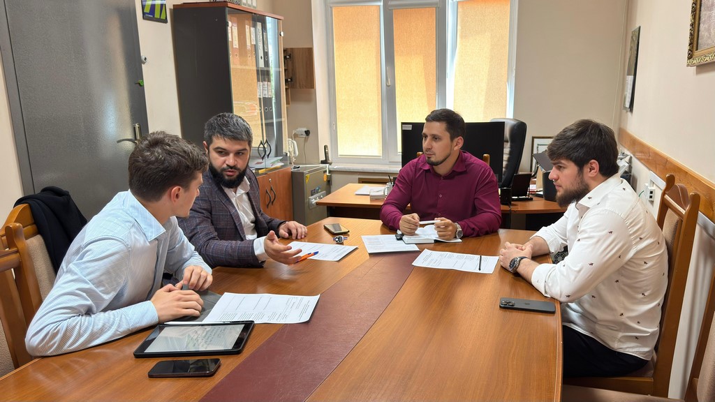 Поддержку и развитие молодежного предпринимательства в республике обсудили в Минмолодежи