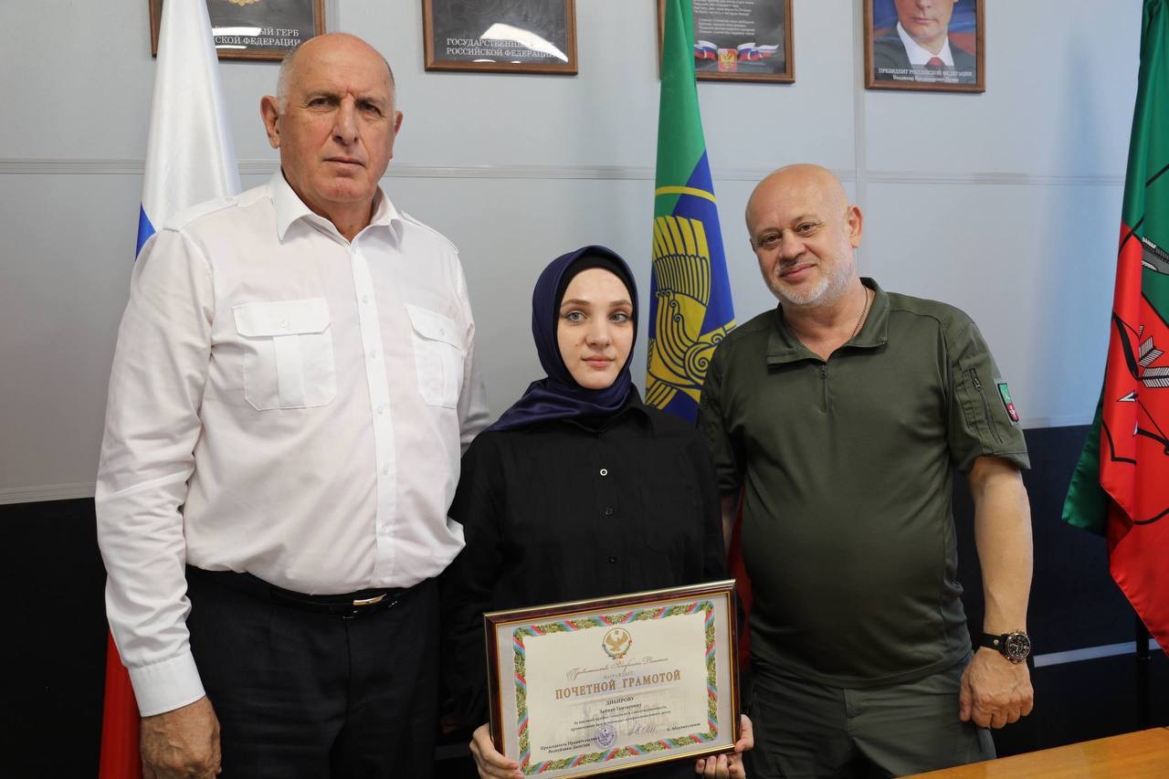 Командированные в Запорожскую область дагестанцы награждены правительственными наградами