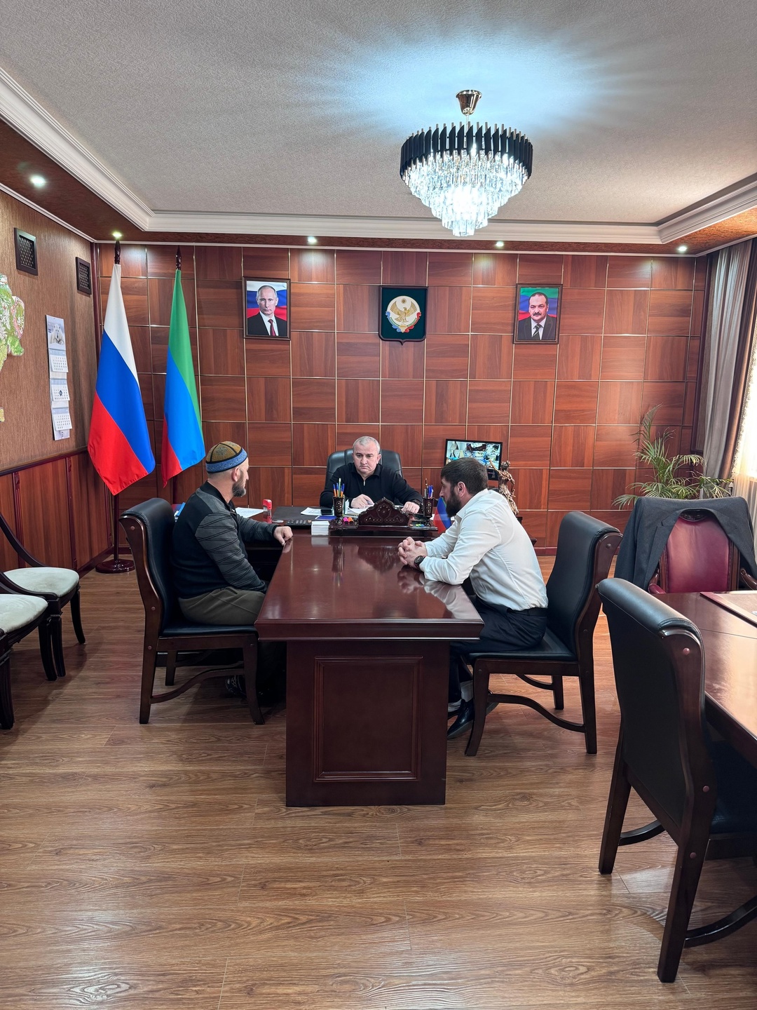 Глава Казбековского района Гаджимурад Мусаев провел личный прием граждан