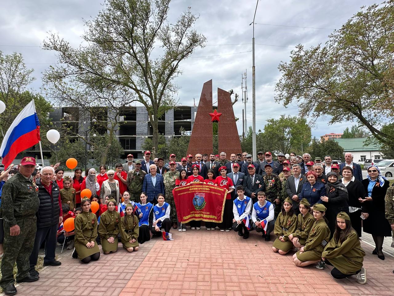 В Избербаше открыли памятник ветеранам афганских событий