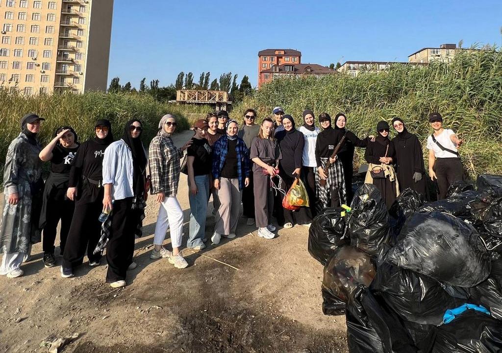 Активисты общественного движения «Здоровый Дагестан» организовали уборку мусора в Махачкале и Каспийске