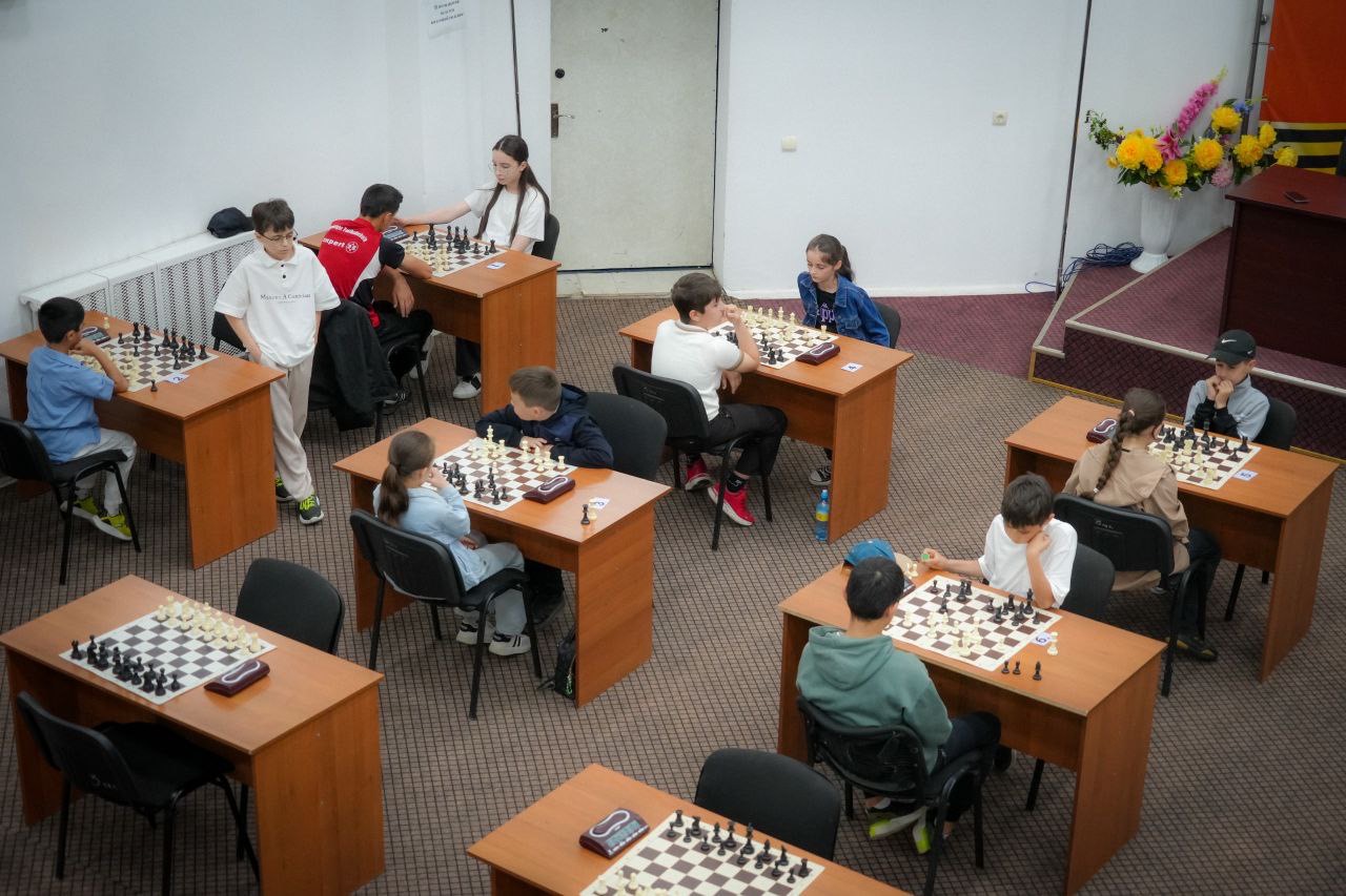 Региональный этап Всероссийского детского шахматного турнира «Шахматная смена-2025» прошел в Махачкале
