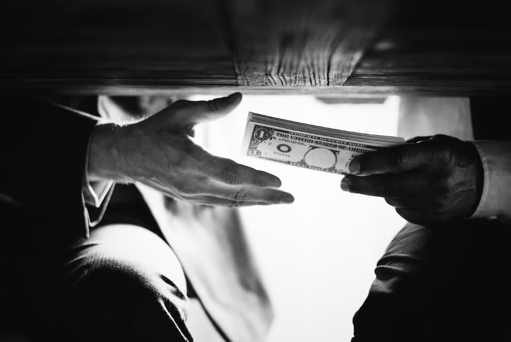 Теневая занятость: работник теряет больше, чем думает