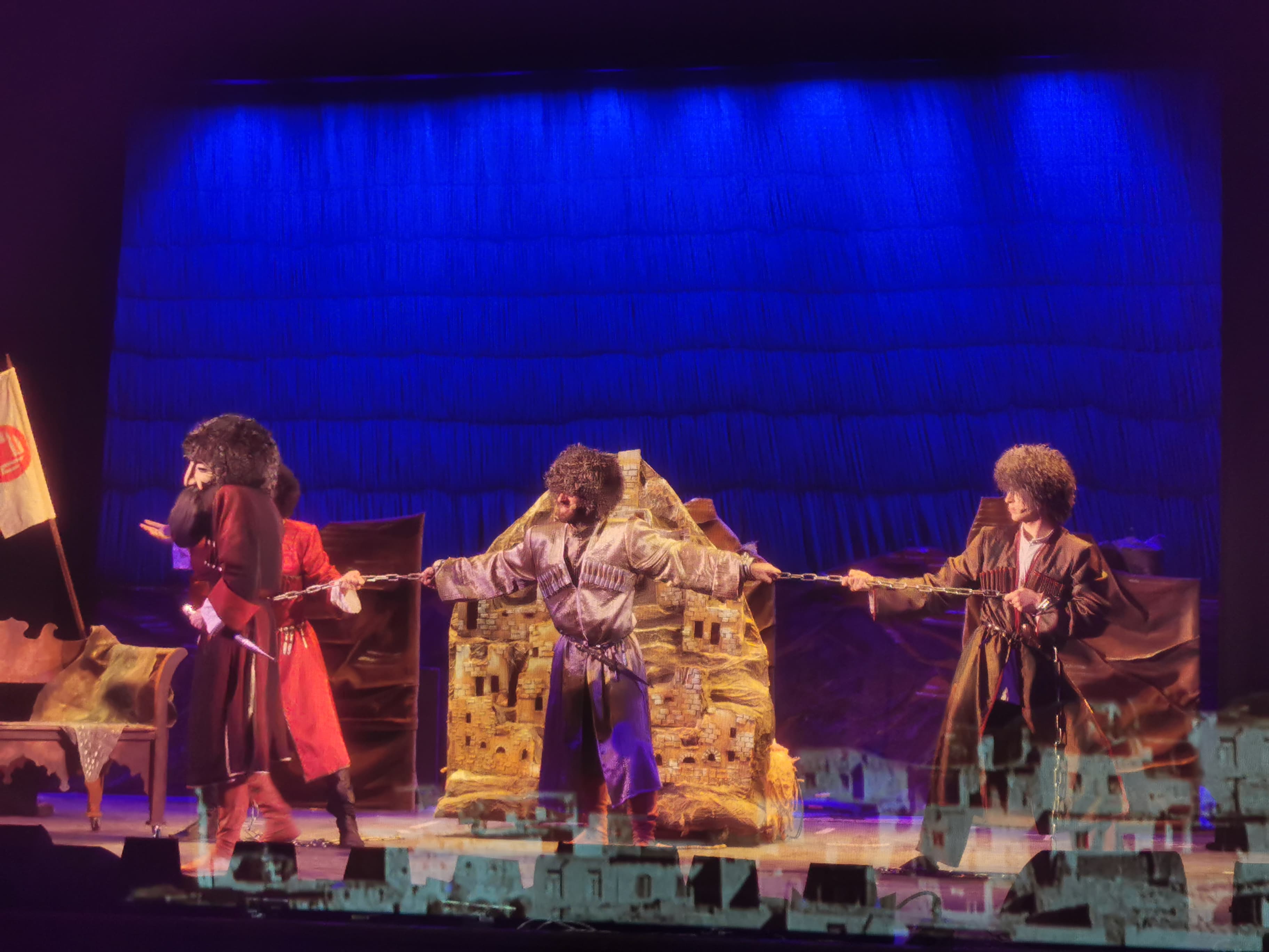 В Дагестане впервые показали спектакль для слабовидящих детей