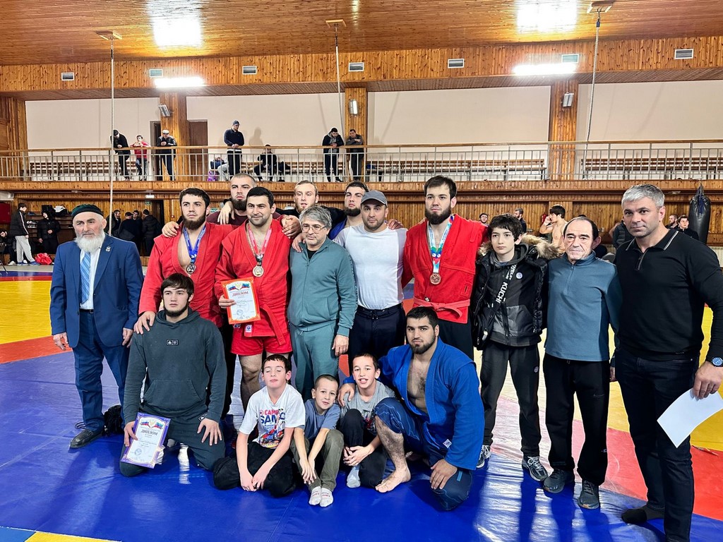 Определены лучшие самбисты по итогам Чемпионата Дагестана