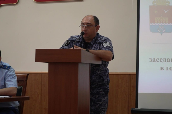 Представитель Росгвардии принял участие в заседании антитеррористической комиссии в Каспийске