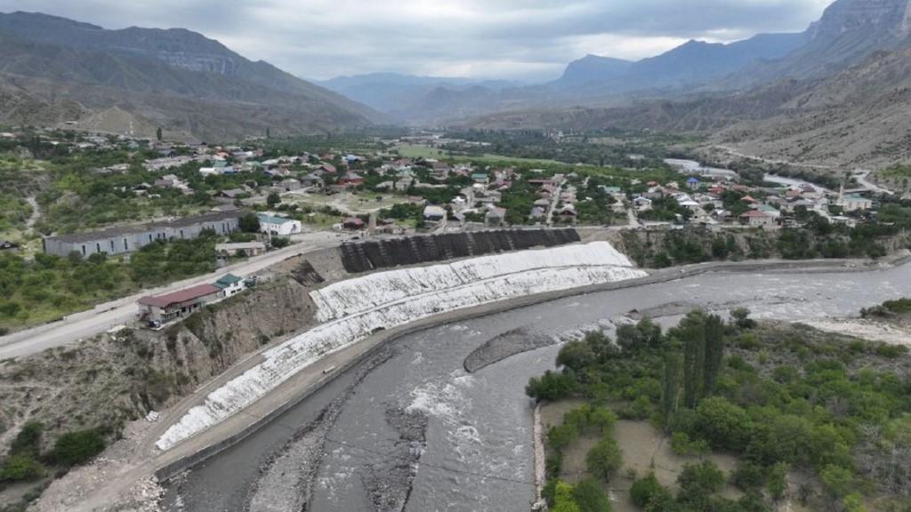 В Дагестане восстанавливают поврежденный участок Гунибского шоссе с применением новых технологий