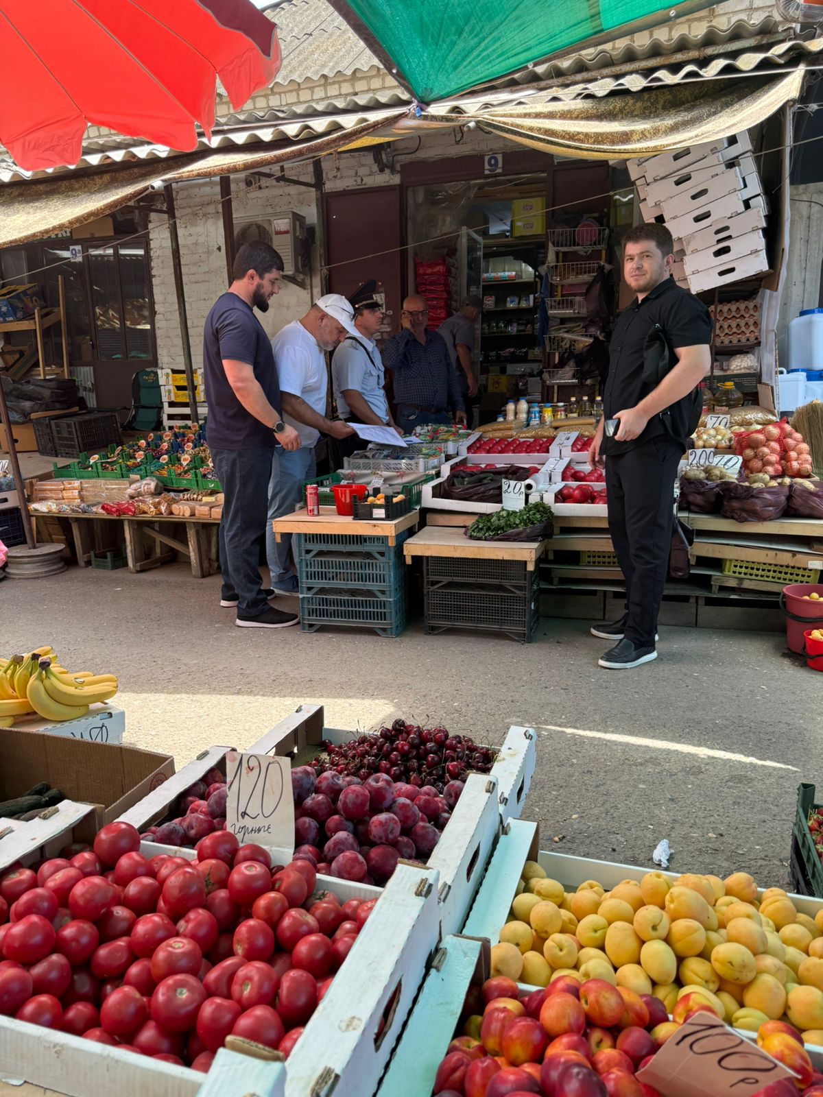 В Кизляре началась проверка центрального рынка