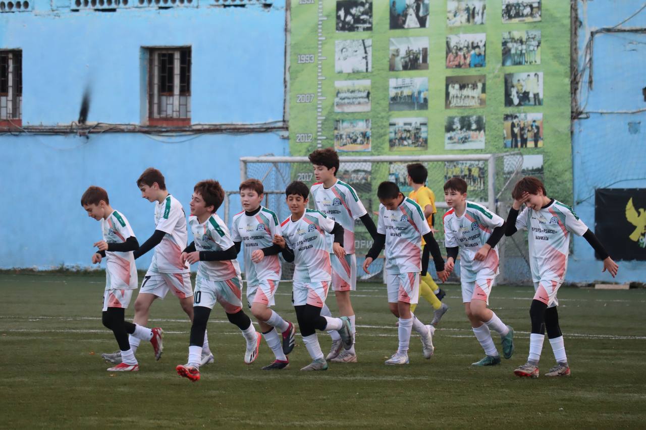 Определились финалисты Всероссийского футбольного турнира «Кубок Каспия» в Махачкале