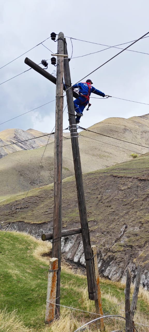 Энергетики восстановили электроснабжение в труднодоступных сёлах Дагестана после непогоды