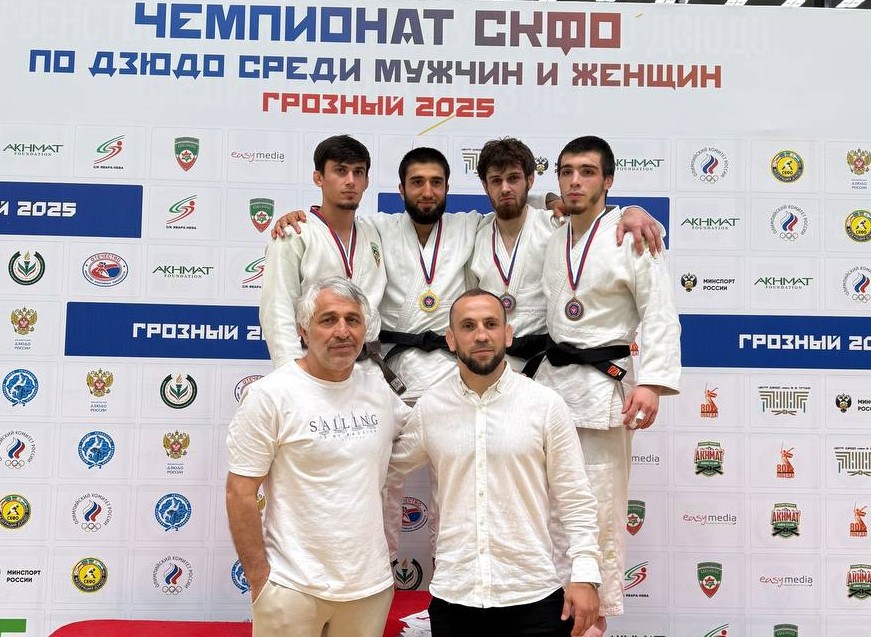Сборная Дагестана по дзюдо завоевала 12 медалей на Чемпионате СКФО