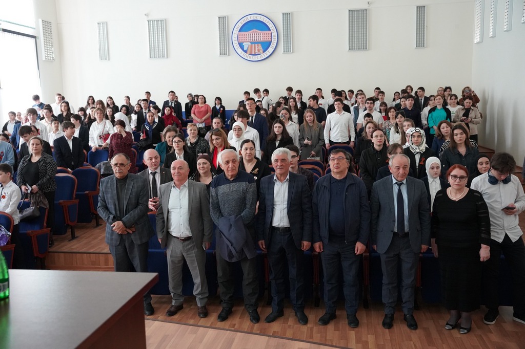 В ДГУ стартовала XXVII научно-практическая конференция школьников «Творчество юных»