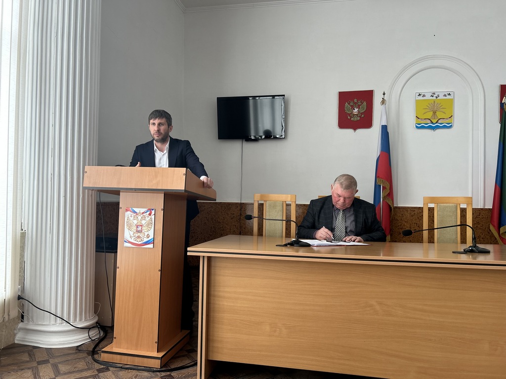 В Тарумовском районе прошла сессия районного Собрания депутатов