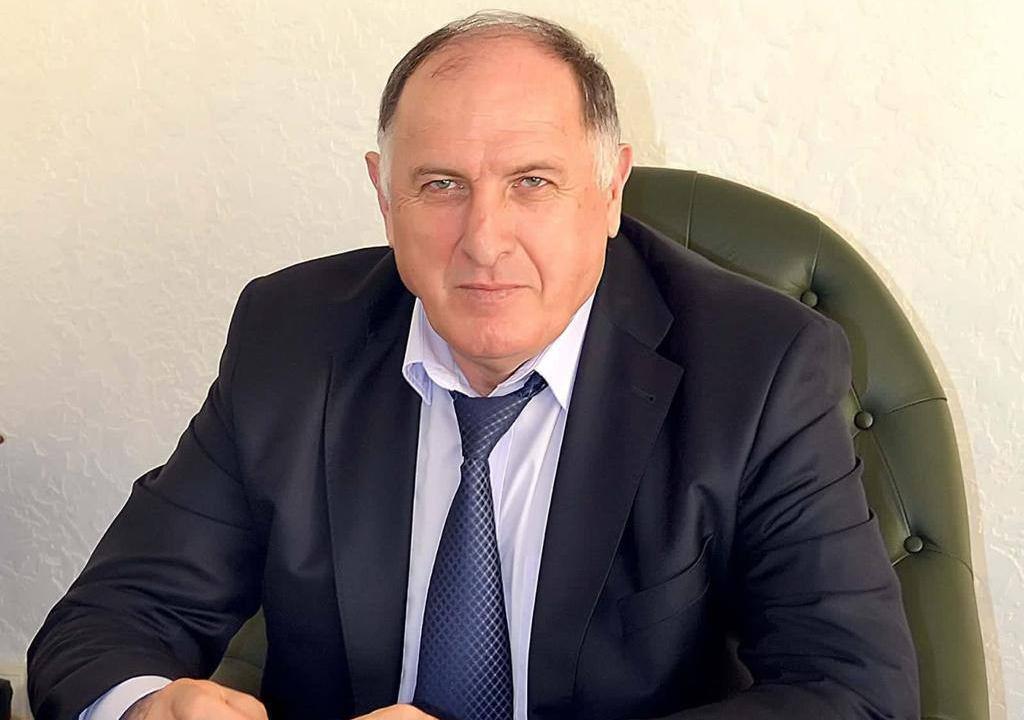 Абдулмуслим Абдулмуслимов поздравил жительниц Дагестана с Днем матери