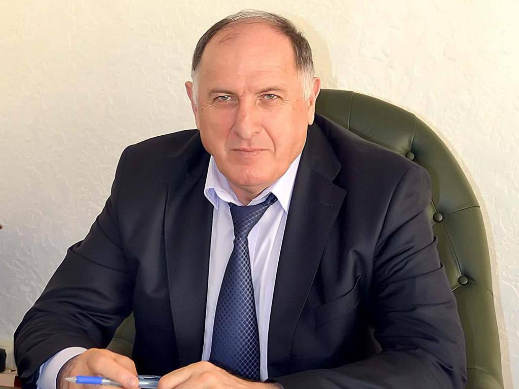 Абдулмуслим Абдулмуслимов поздравил дагестанок с Международным женским днём