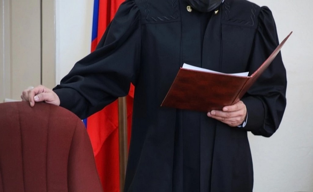 Бывшему налоговому инспектору из Дагестана ужесточили наказание за взятку