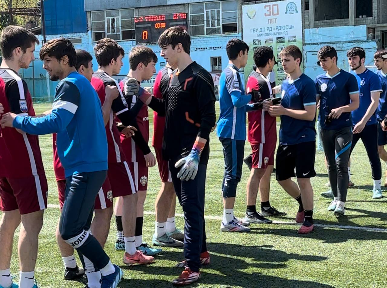 Определены финалисты Студенческой футбольной лиги Дагестана