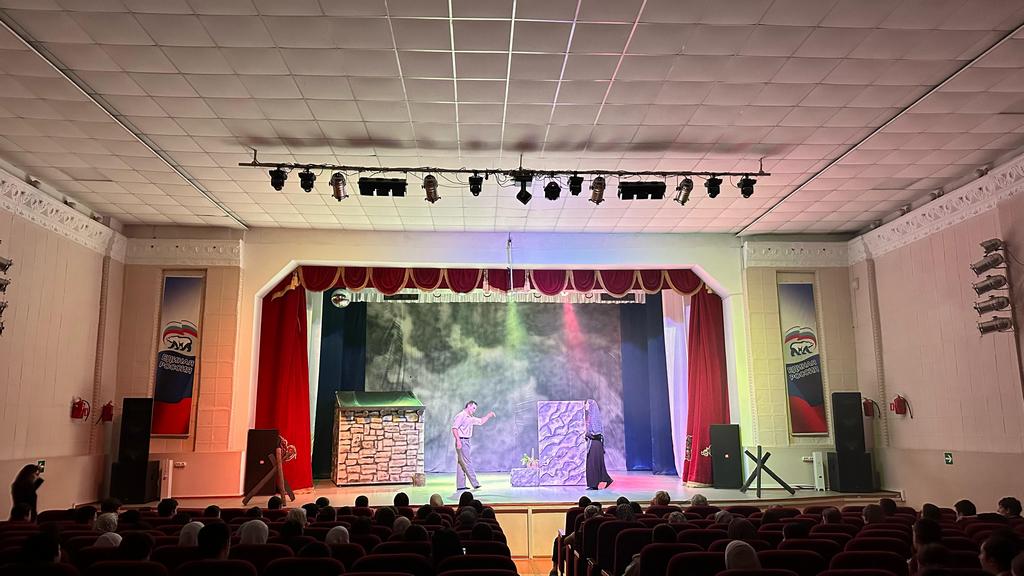 Артисты Даргинского театра впервые посетили с гастролями Кизляр