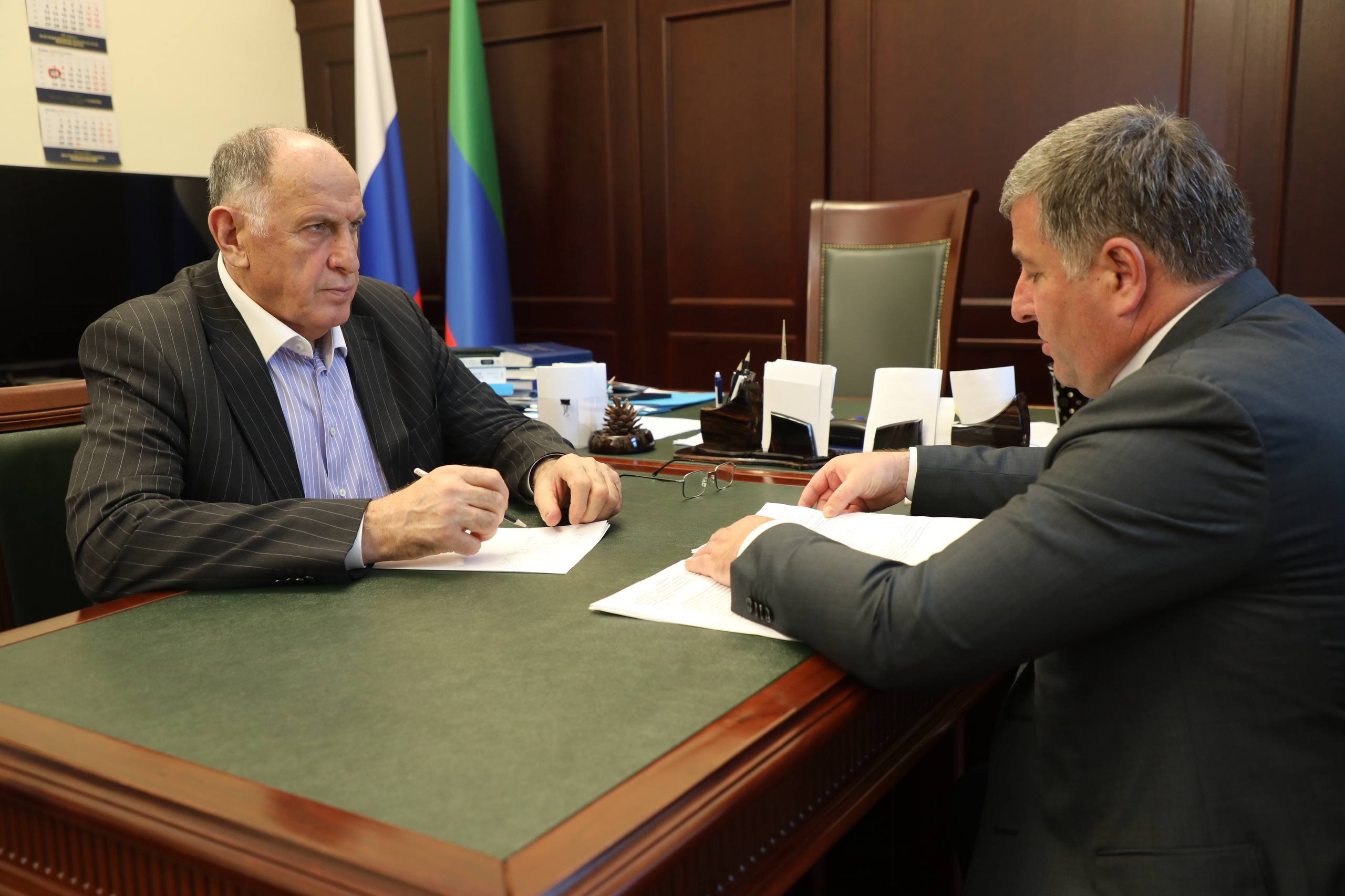 Премьер-министр Дагестана провел рабочую встречу с министром финансов