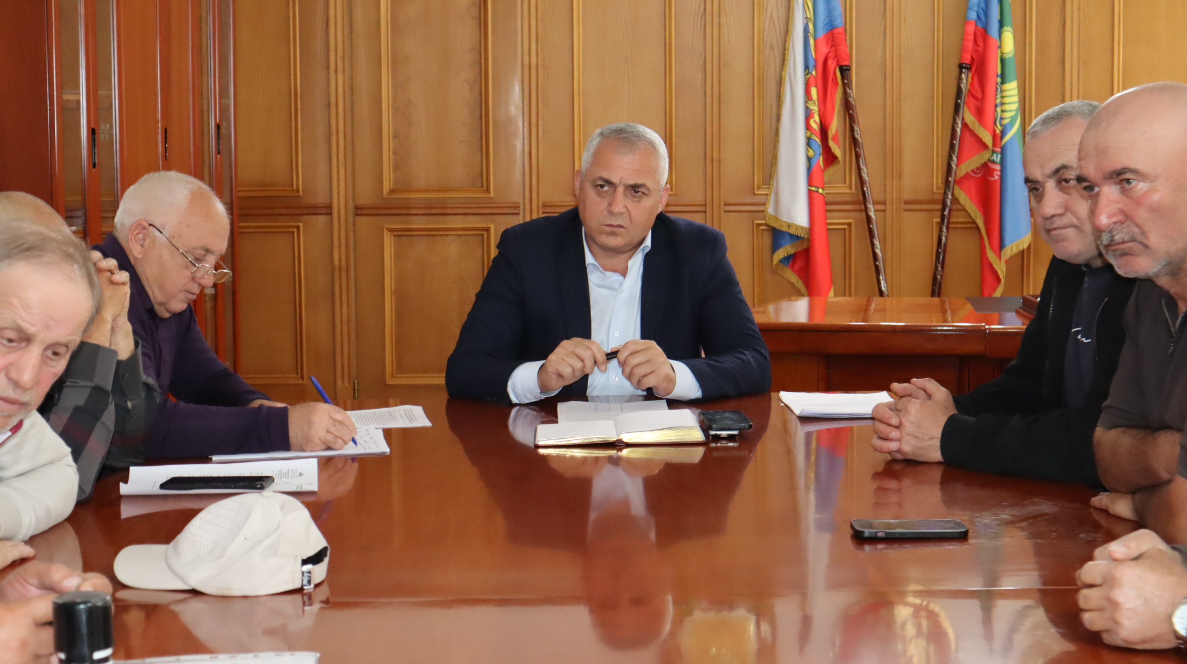 В администрации Гергебильского района обсудили вопросы законности и правопорядка