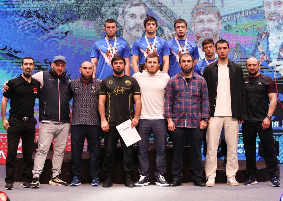 Дагестанские вольники – сильнейшие на мемориале Бувайсара Сайтиева