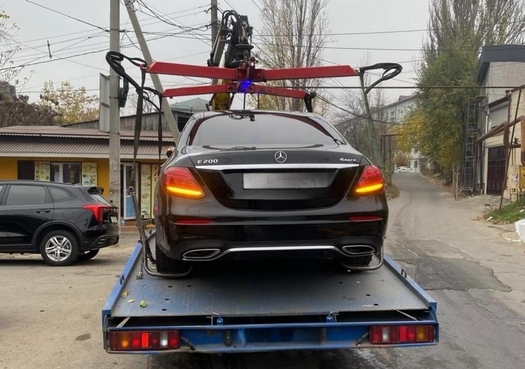 Жительница Дагестана лишилась иномарки из-за кредита