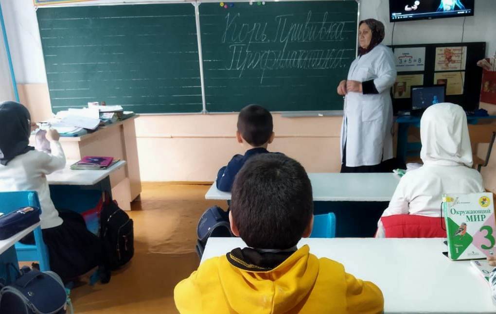 В Хасавюртовском районе продолжаются профилактические мероприятия по предупреждению инфекционных заболеваний