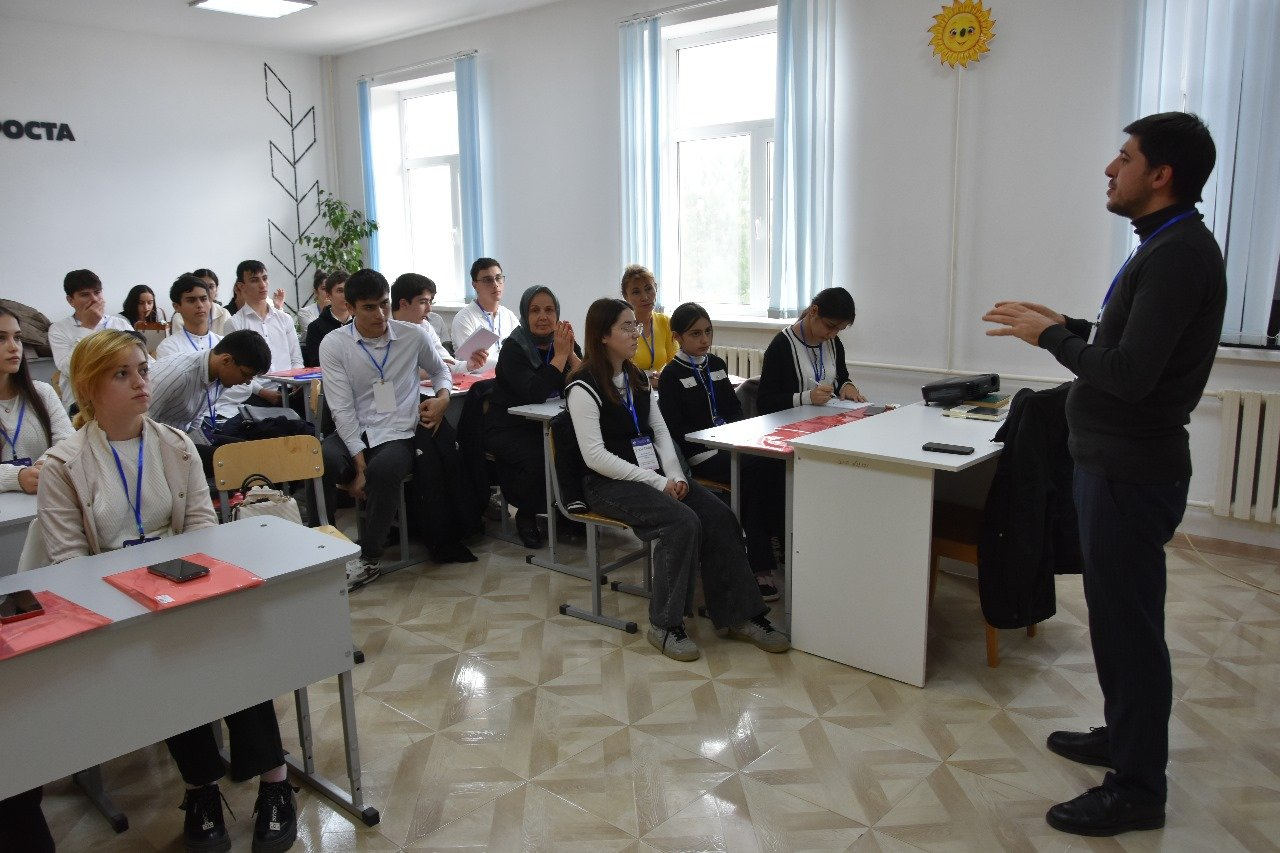 В Дербентском районе провели молодежный антитеррористический форум