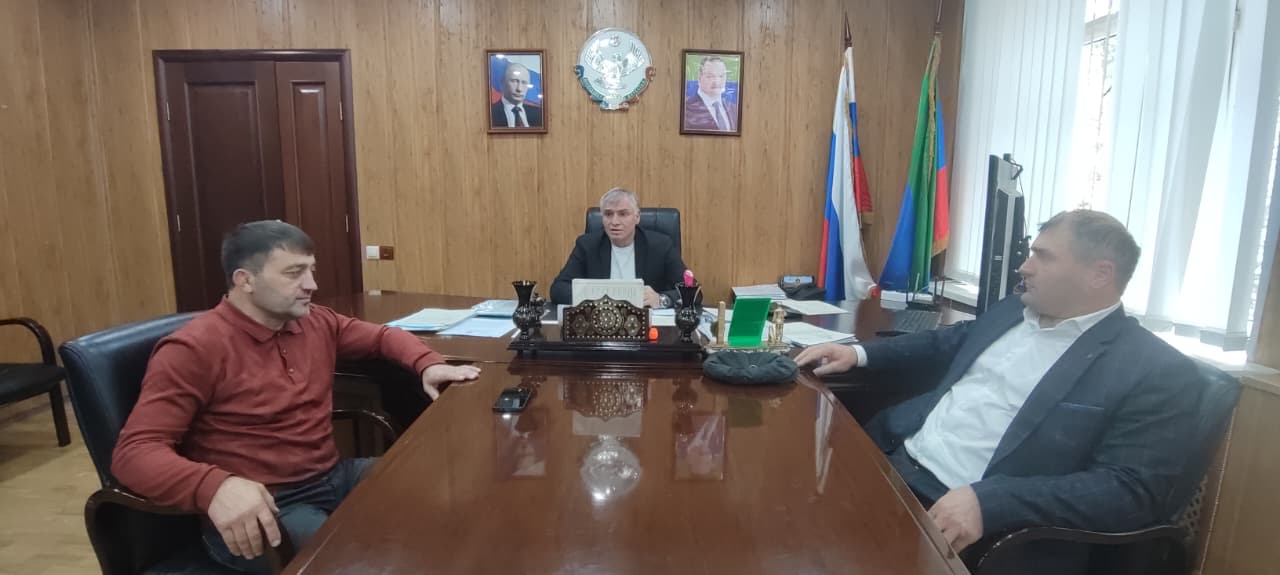 Актуальные вопросы развития сферы образования обсудили в администрации Тляратинского района