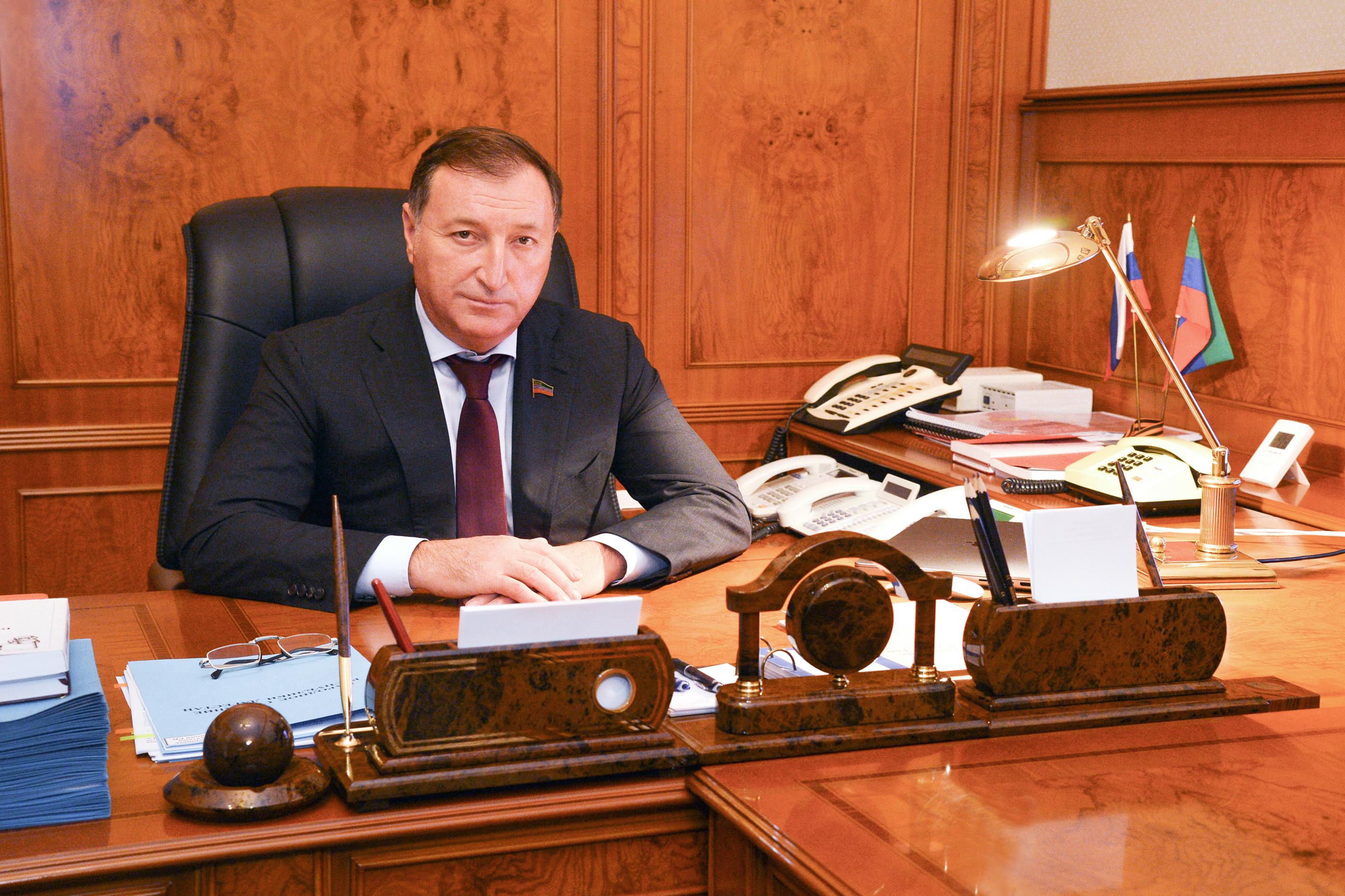 Заур Аскендеров поздравил представителей юридического сообщества с Днем юриста