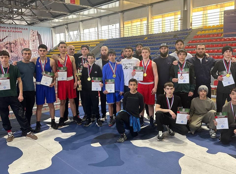 Юношеская сборная Дагестана по боксу – лучшая на соревнованиях округа