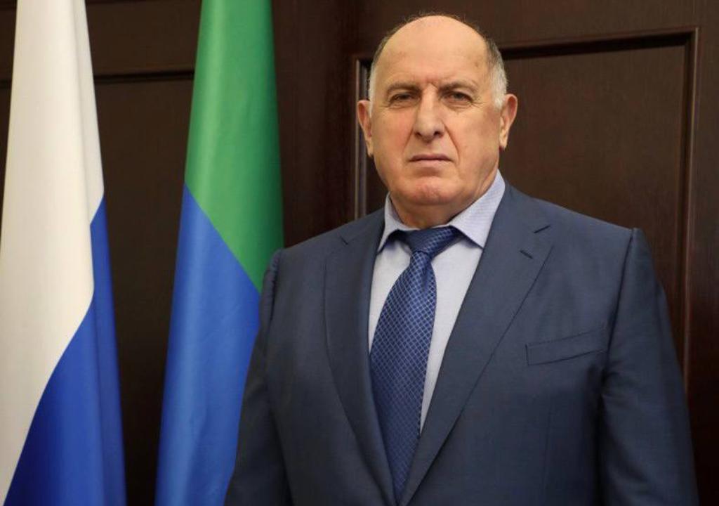 Абдулмуслим Абдулмуслимощв поздравил дагестанцев с Днем России