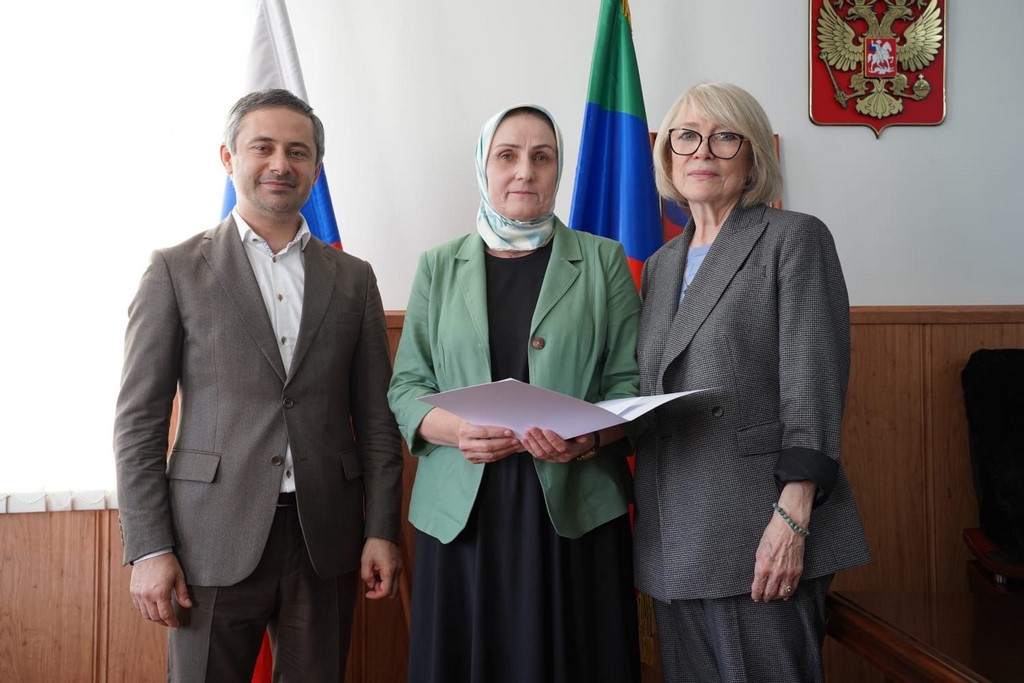 В Ботлихском районе представили проект, подчеркивающий связь подвигов участников СВО с героизмом предков